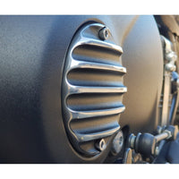 Clutch Badge - Ribbed - Black & Polished contrast